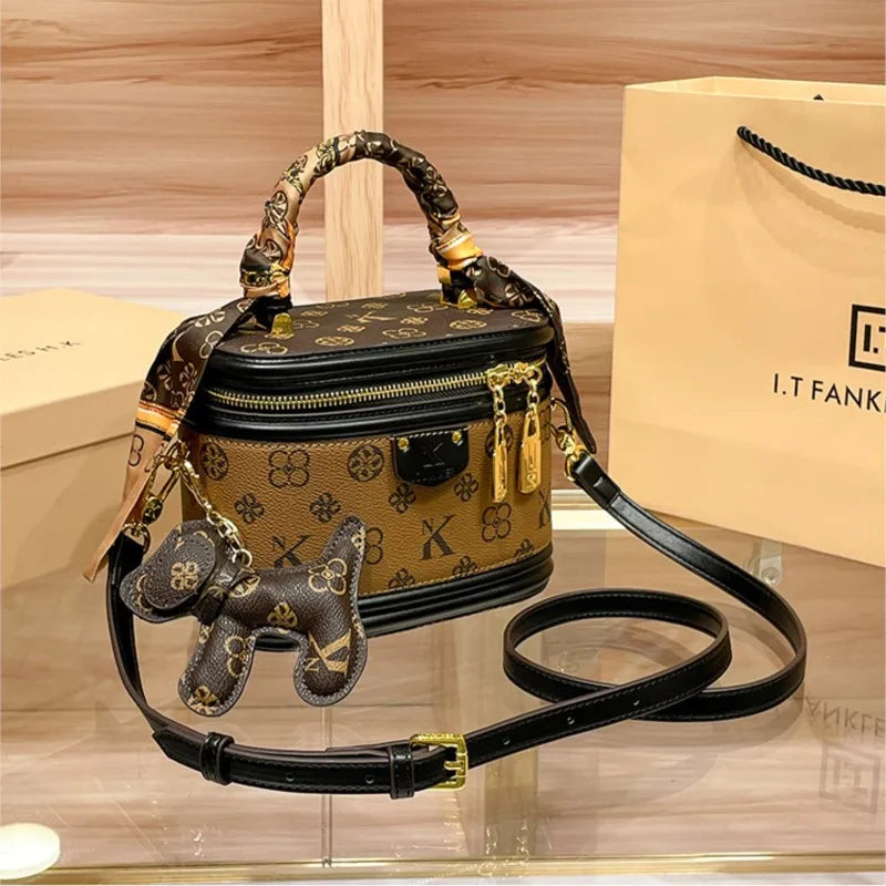 Luxy D Handbag